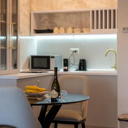 Mount Borovi شقة زلاتيبور