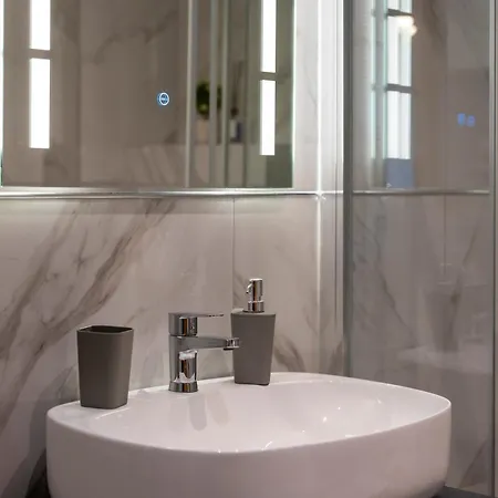 Mount Borovi * زلاتيبور